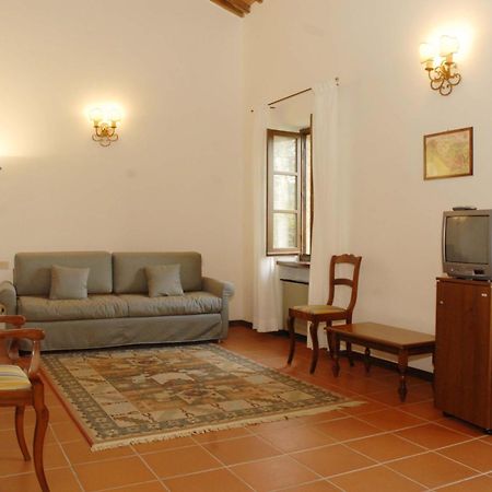 Relais Borgo Di Toiano Guest House Sovicille Exterior photo