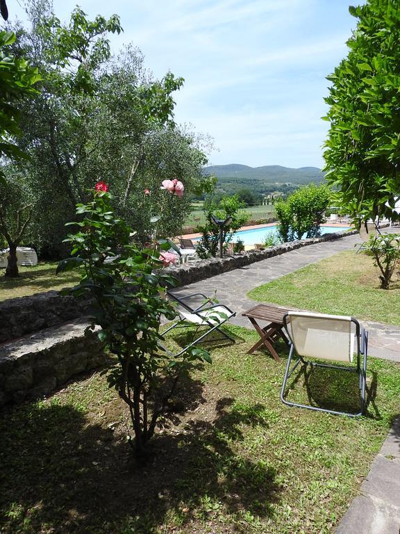 Relais Borgo Di Toiano Guest House Sovicille Exterior photo