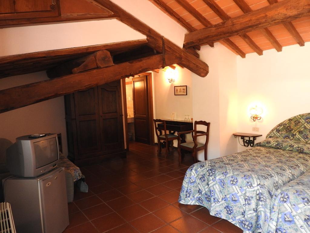 Relais Borgo Di Toiano Guest House Sovicille Exterior photo