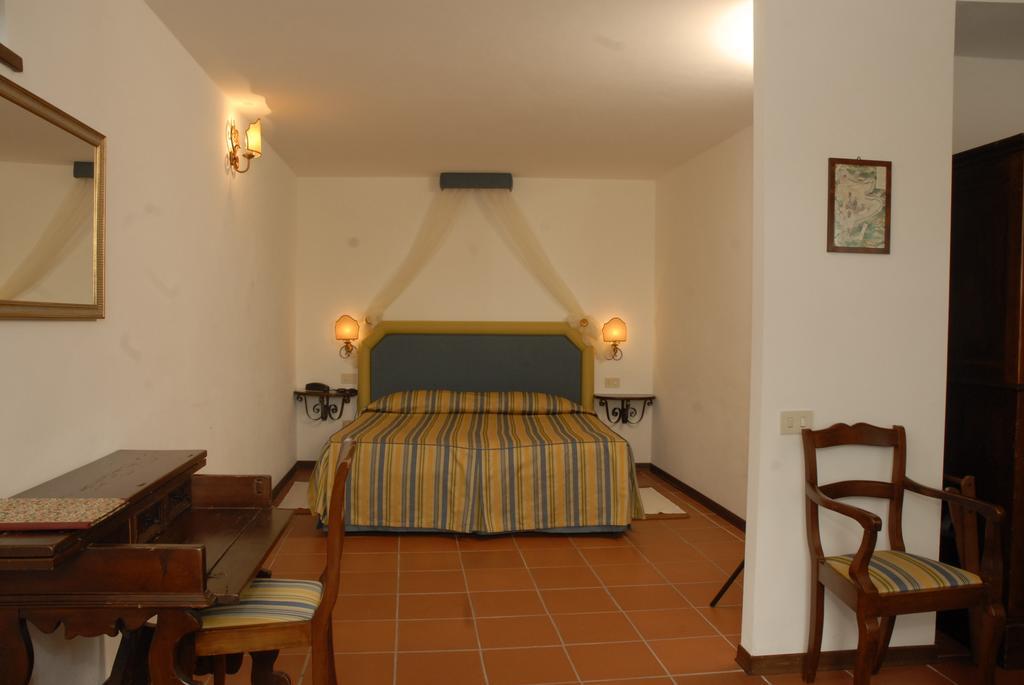 Relais Borgo Di Toiano Guest House Sovicille Exterior photo